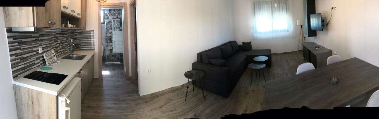 Hotel Savvas House Neos Marmaras Esterno foto