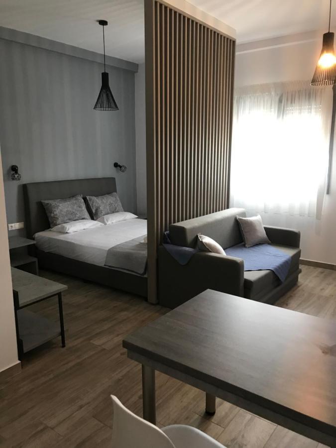 Hotel Savvas House Neos Marmaras Esterno foto